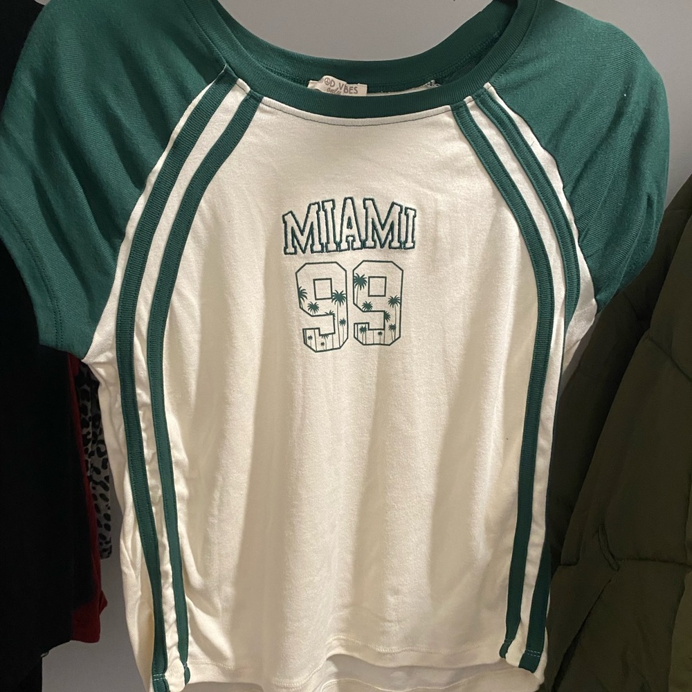 Sporty Miami 99 Green and White Crop Top
